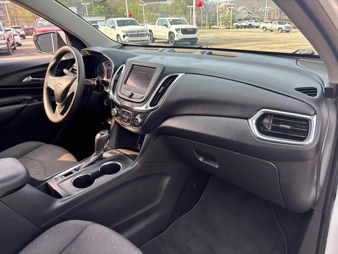 Used 2020 Chevrolet Equinox LT image 28