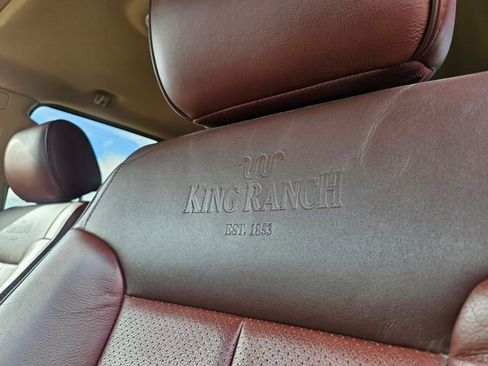 Used 2013 Ford F150 King Ranch w/ King Ranch Luxury Pkg image 10
