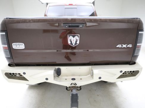 Used 2015 RAM 2500 Longhorn w/ Convenience Group AWD/4WD image 3