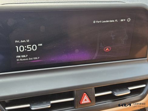 Certified 2024 Kia Seltos EX FWD image 21