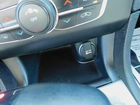 Used 2023 Dodge Charger SXT image 28