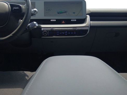 Used 2024 Hyundai Ioniq 5 SEL RWD image 11