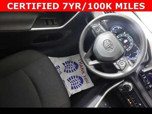 Used 2025 Toyota RAV4 XLE image 19