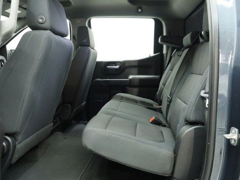 Used 2020 Chevrolet Silverado 1500 Custom w/ Custom Value Package RWD image 27