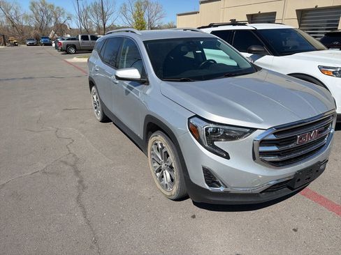 Used 2020 GMC Terrain SLT w/ Preferred Package image 6