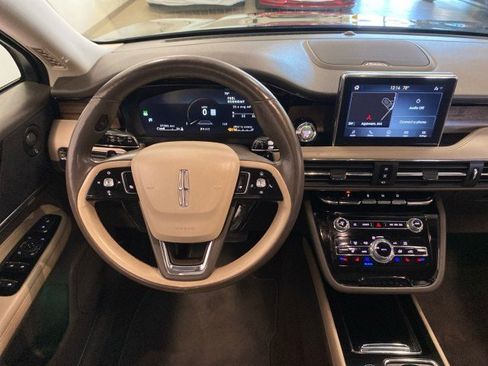 Used 2021 Lincoln Corsair Reserve AWD/4WD image 11