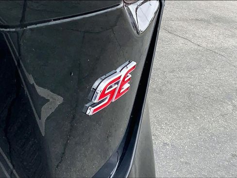 Certified 2024 Toyota Corolla SE FWD image 9