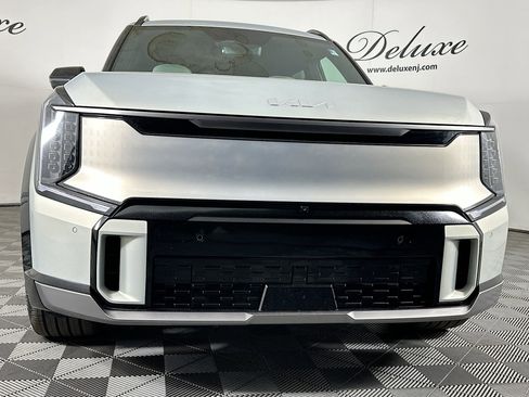 Used 2024 Kia EV9 GT-Line AWD/4WD image 33