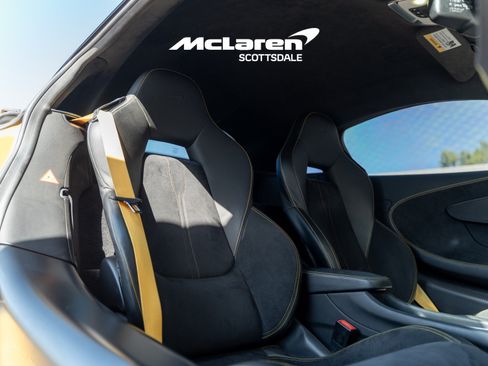 Used 2017 McLaren 570S Coupe RWD image 12