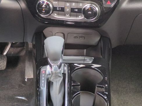 Used 2026 Chevrolet Trax ACTIV w/ Driver Confidence Package FWD image 19
