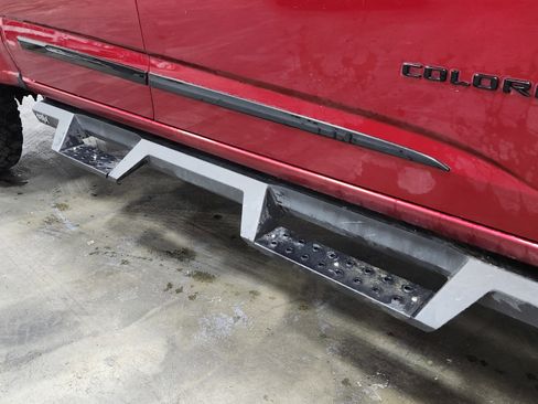 Used 2021 Chevrolet Colorado ZR2 w/ ZR2 Dusk Special Edition image 15