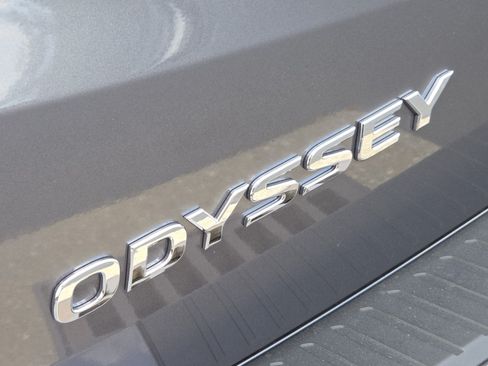 New 2026 Honda Odyssey Touring image 16