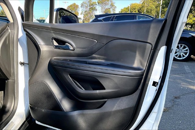 Used 2017 Buick Encore Essence FWD image 23