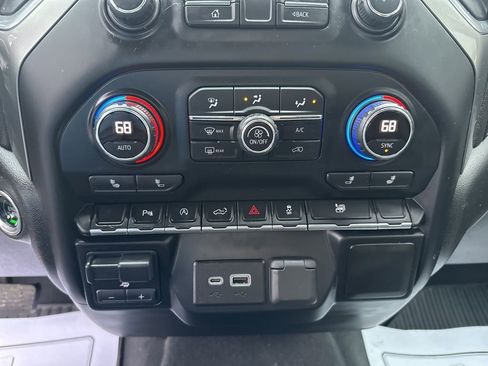 Used 2020 Chevrolet Silverado 1500 LT w/ All-Star Edition image 23