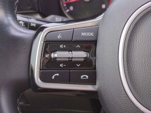 Used 2023 Kia Sorento S image 28