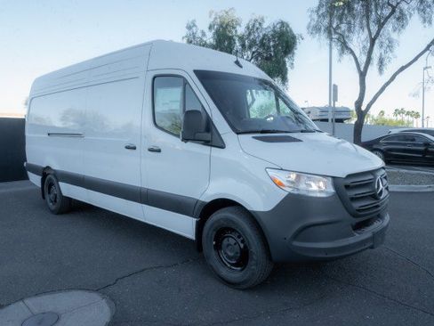 New 2026 Mercedes-Benz Sprinter 2500 image 3