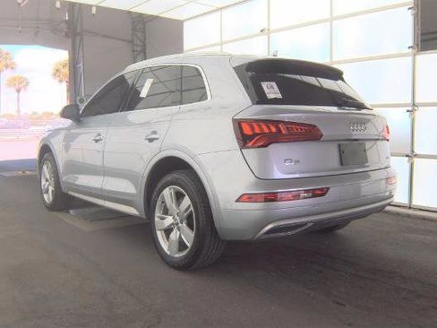 Used 2019 Audi Q5 2.0T Premium Plus w/ Premium Plus Package image 2