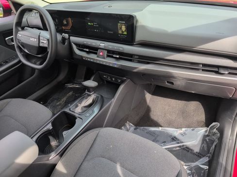 Used 2025 Kia K4 FWD image 31
