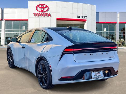 New 2026 Toyota Prius Plug-In Hybrid image 5
