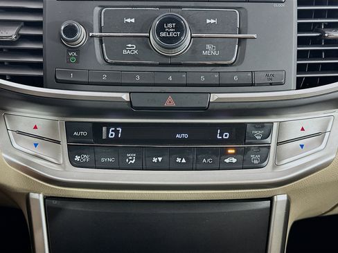 Used 2013 Honda Accord LX image 22