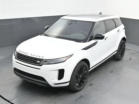 New 2026 Land Rover Range Rover Evoque S AWD/4WD image 36