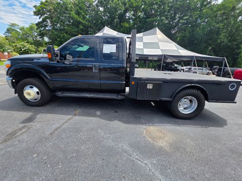 Used 2015 Ford F350 XLT w/ XLT Interior Package AWD/4WD image 8