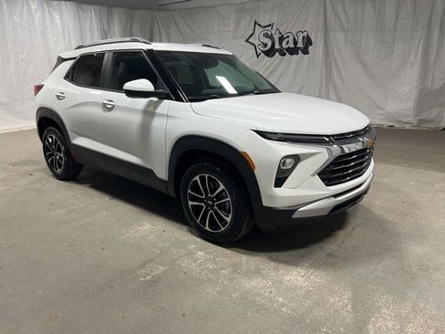 New 2026 Chevrolet TrailBlazer LT image 1