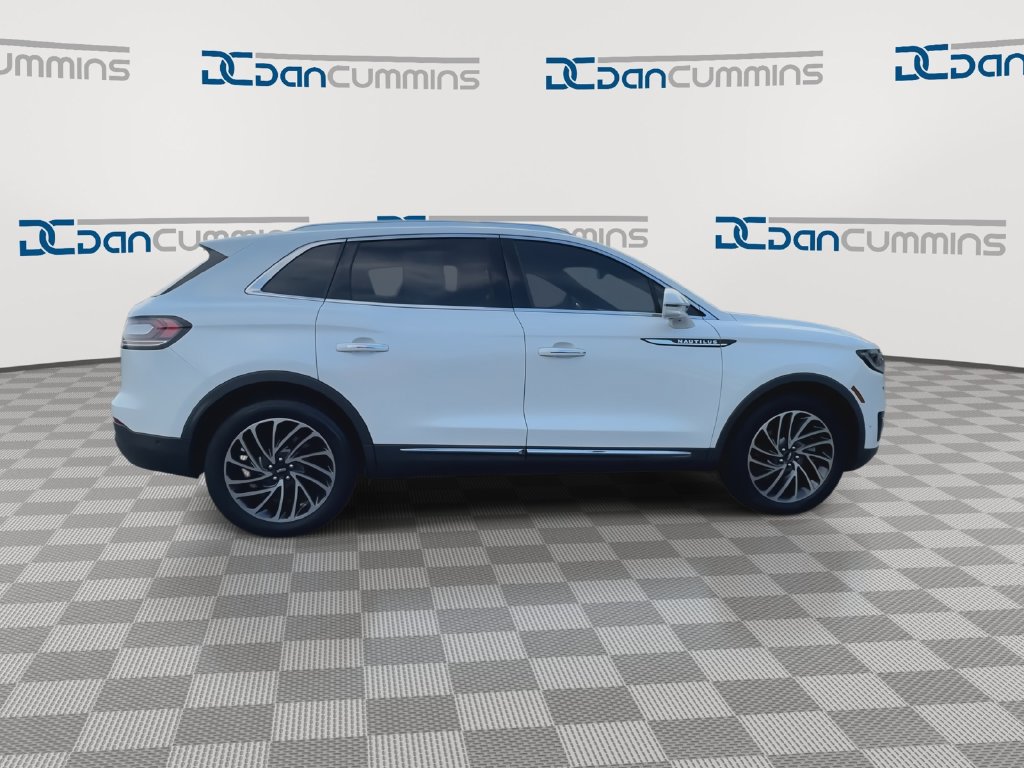 Used 2020 Lincoln Nautilus Reserve w/ Equipment Group 201A AWD/4WD image 9