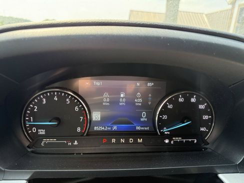 Used 2021 Ford Explorer XLT w/ Equipment Group 202A RWD image 11