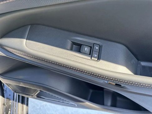 New 2026 Jeep Cherokee Limited image 33