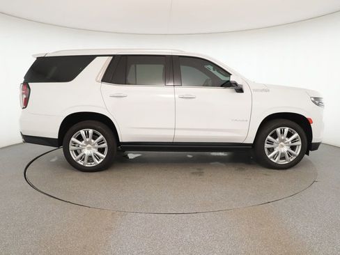 Used 2023 Chevrolet Tahoe High Country image 6