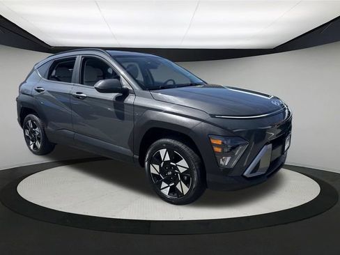 Certified 2024 Hyundai Kona SEL AWD/4WD image 2