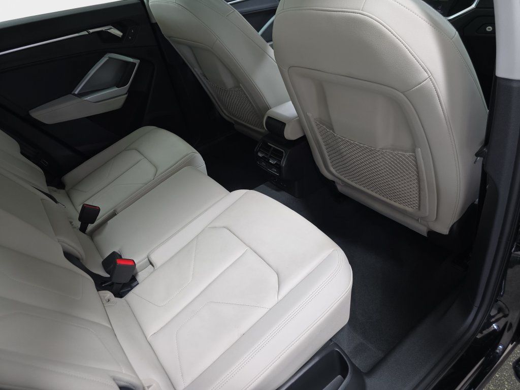 Used 2024 Audi Q3 2.0T Premium AWD/4WD image 16
