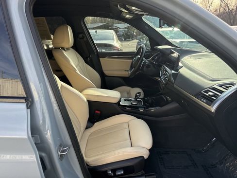Used 2023 BMW X3 M40i w/ Premium Package image 16