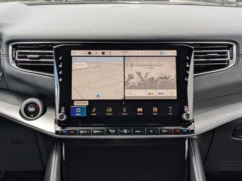 New 2026 Jeep Grand Wagoneer 2WD w/ 8-Passenger Seating Package image 20