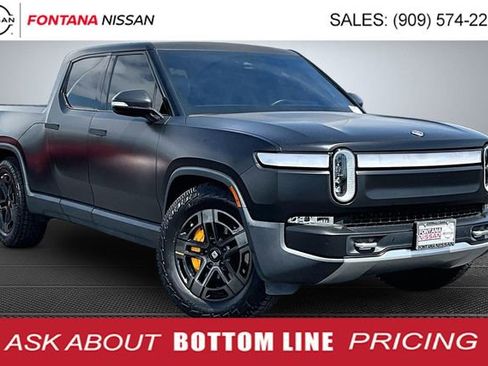 Used 2022 Rivian R1T Adventure image 1