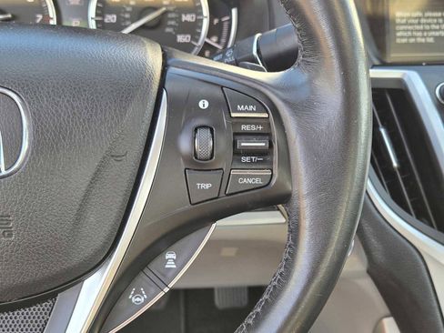 Used 2018 Acura TLX FWD image 23
