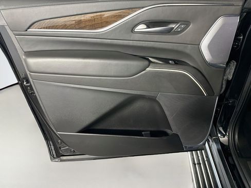 Used 2022 Cadillac Escalade ESV Sport Platinum RWD image 26