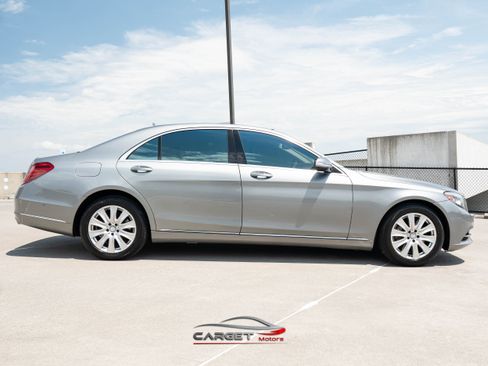 Used 2014 Mercedes-Benz S 550 Sedan w/ Premium 1 Package image 8