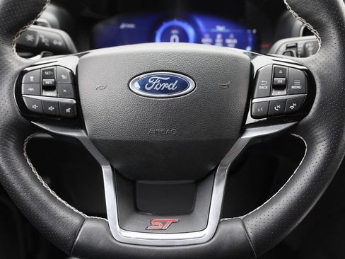 Used 2023 Ford Explorer ST w/ Equipment Group 401A AWD/4WD image 19