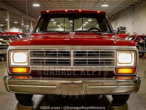 Used 1989 Dodge D/W Truck 150 image 25