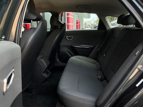 Used 2025 Kia K4 FWD image 11