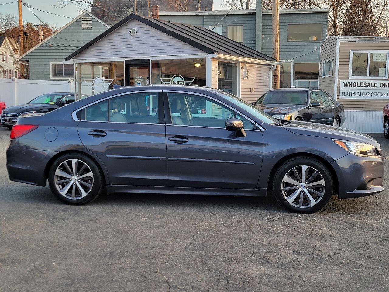 Used 2017 Subaru Legacy 2.5i Limited AWD/4WD image 5