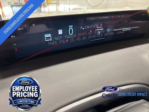 New 2025 Ford Expedition Max Platinum w/ Stealth Performance Package AWD/4WD image 13
