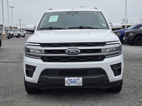 Certified 2022 Ford Expedition XLT RWD image 2