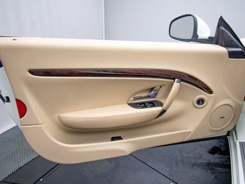 Used 2013 Maserati GranTurismo Sport RWD image 37