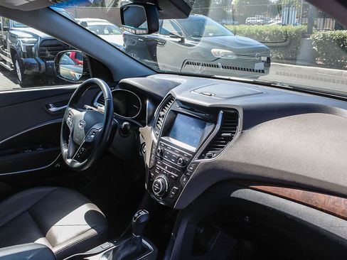 Used 2019 Hyundai Santa Fe XL SE w/ SE Premium Package 02 FWD image 21