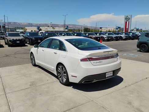 Used 2019 Lincoln MKZ Reserve FWD image 7