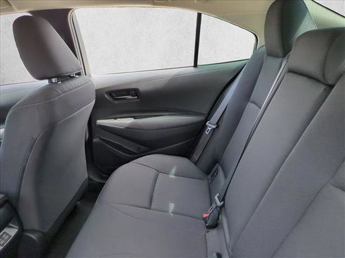 Used 2024 Toyota Corolla LE FWD image 17