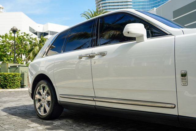 Used 2022 Rolls-Royce Cullinan AWD/4WD image 37